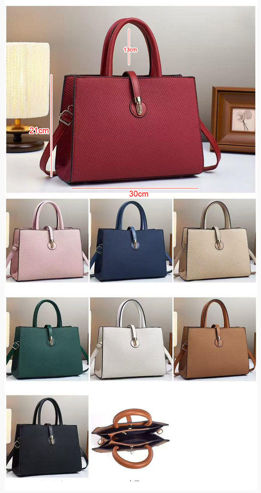 Cartera mediana con estilo conservador