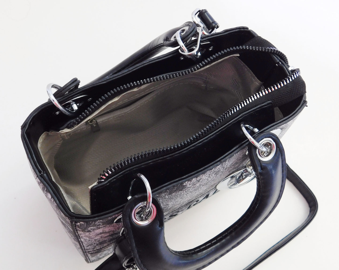 Black Friday • Mini bolso con detalles en plateado