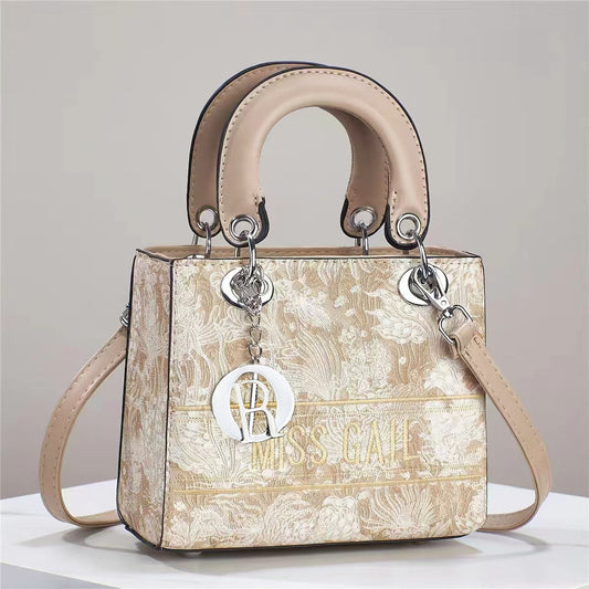 Black Friday • Mini bolso con detalles en plateado