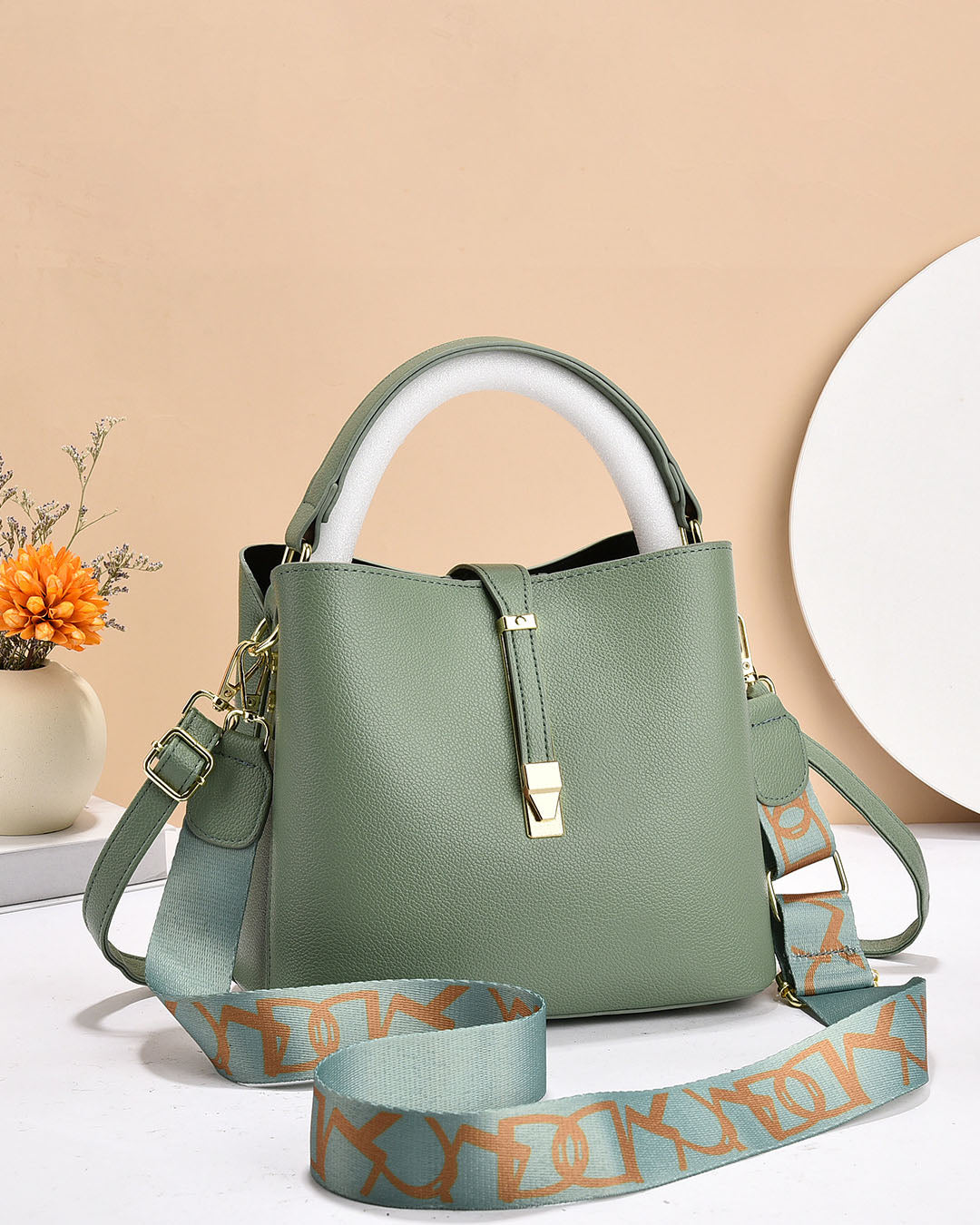 Cartera pequeña tipo crossbody