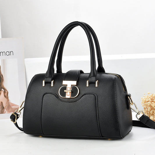 Cartera con forma cilindrica