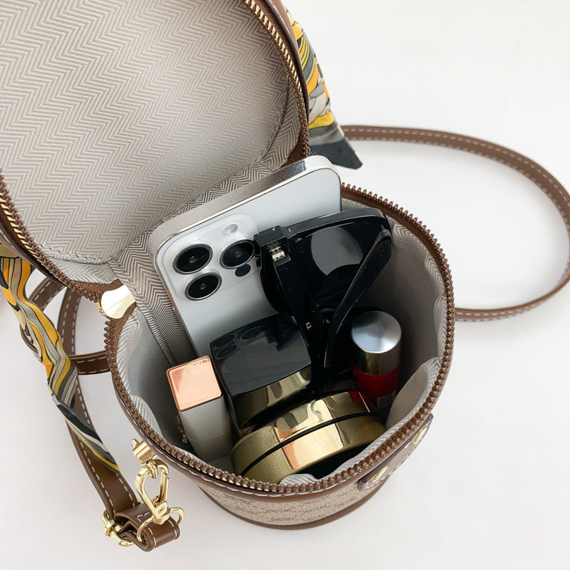 Black Friday • Bolsos cilíndricos con bufanda, cierres y cremalleras doradas