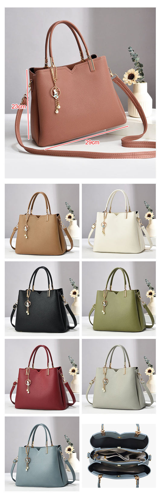 Bolso de mano y hombro con dije decorativo