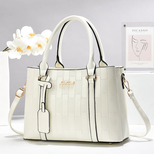 Cartera mediana con estilo ejecutivo