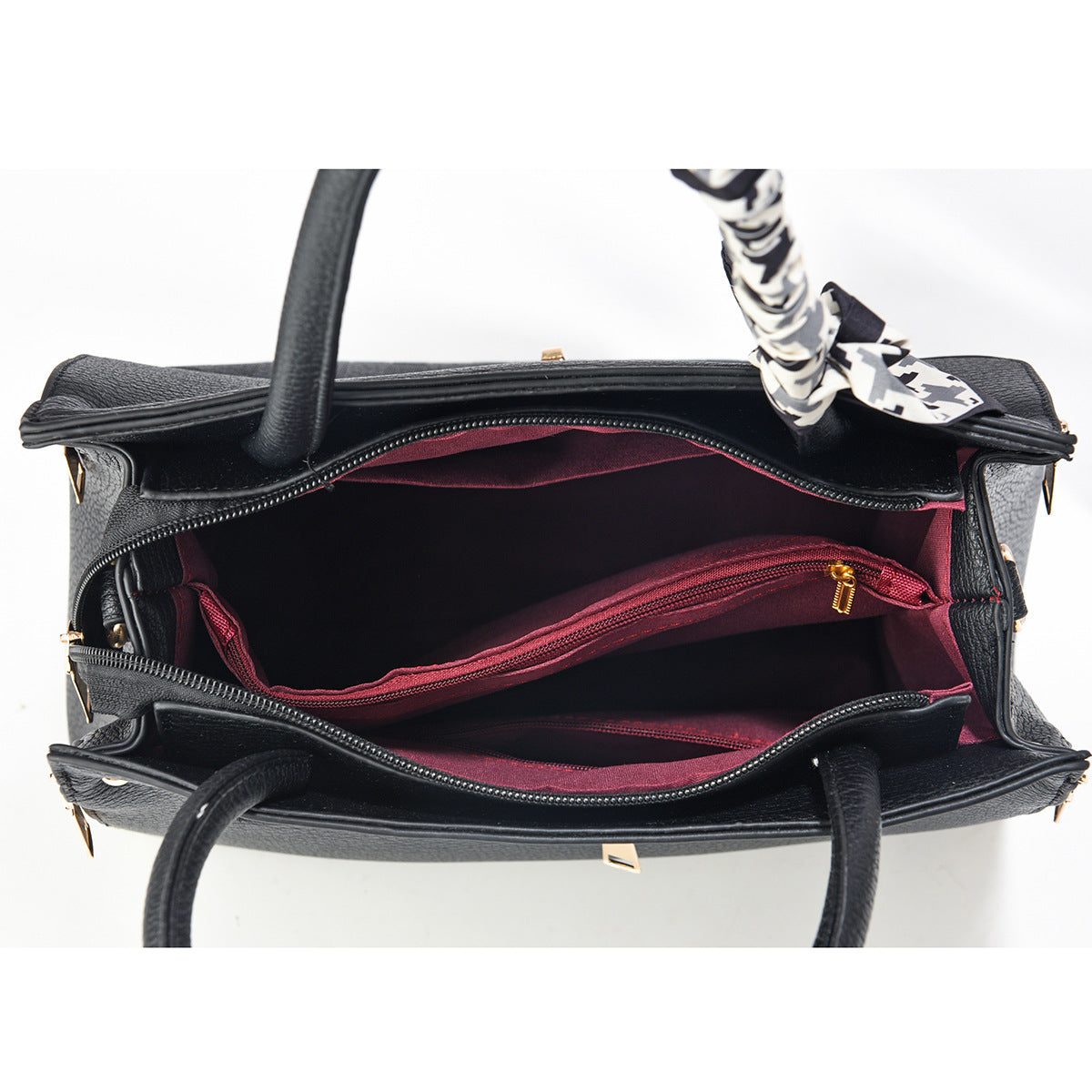 Cartare mediana con bufanda y zippers decorativos