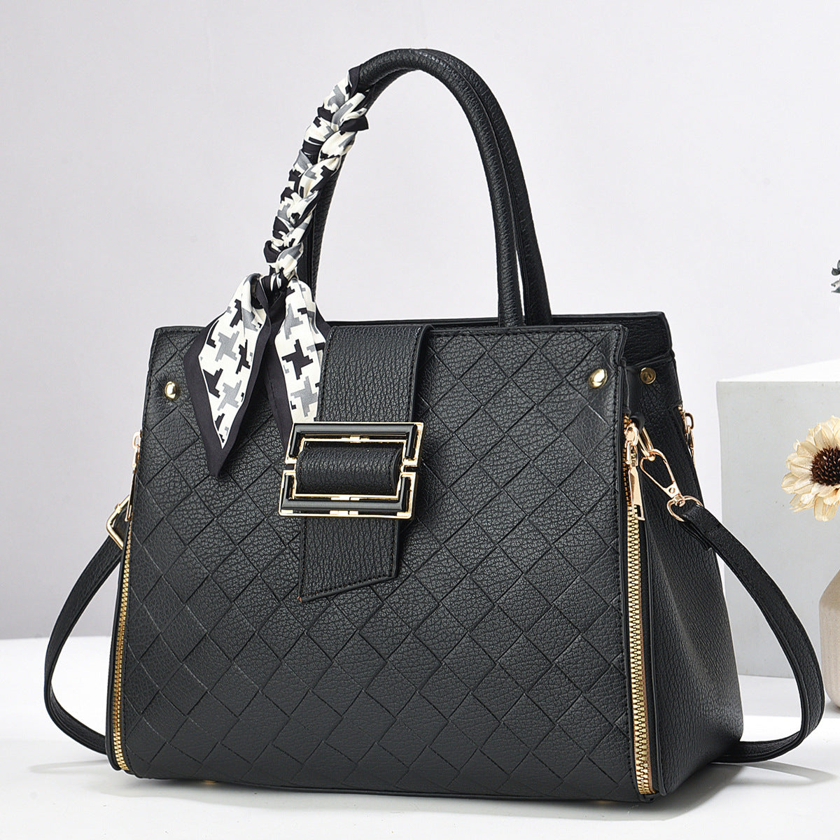 Cartare mediana con bufanda y zippers decorativos