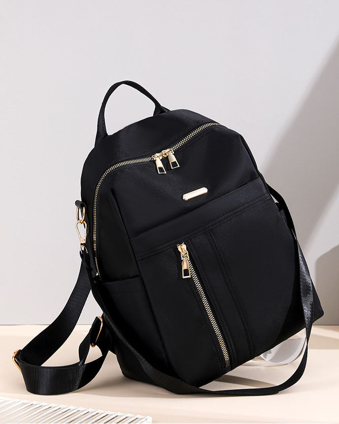 Mochila con múltiples bolsillos para uso diario o viajes cortos