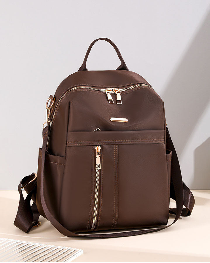 Mochila con múltiples bolsillos para uso diario o viajes cortos