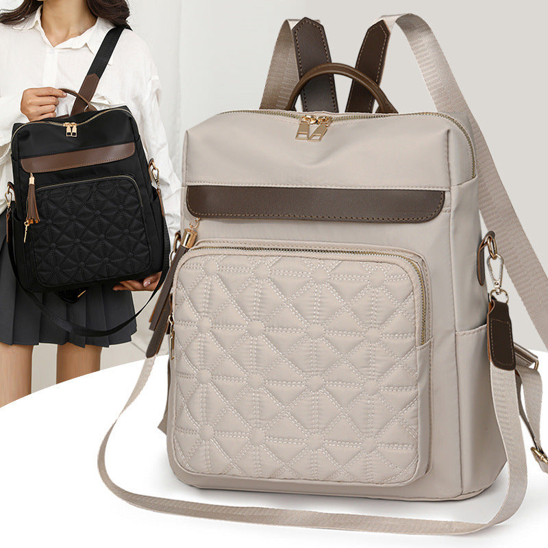 Mochila en tela con multiples compartimentos