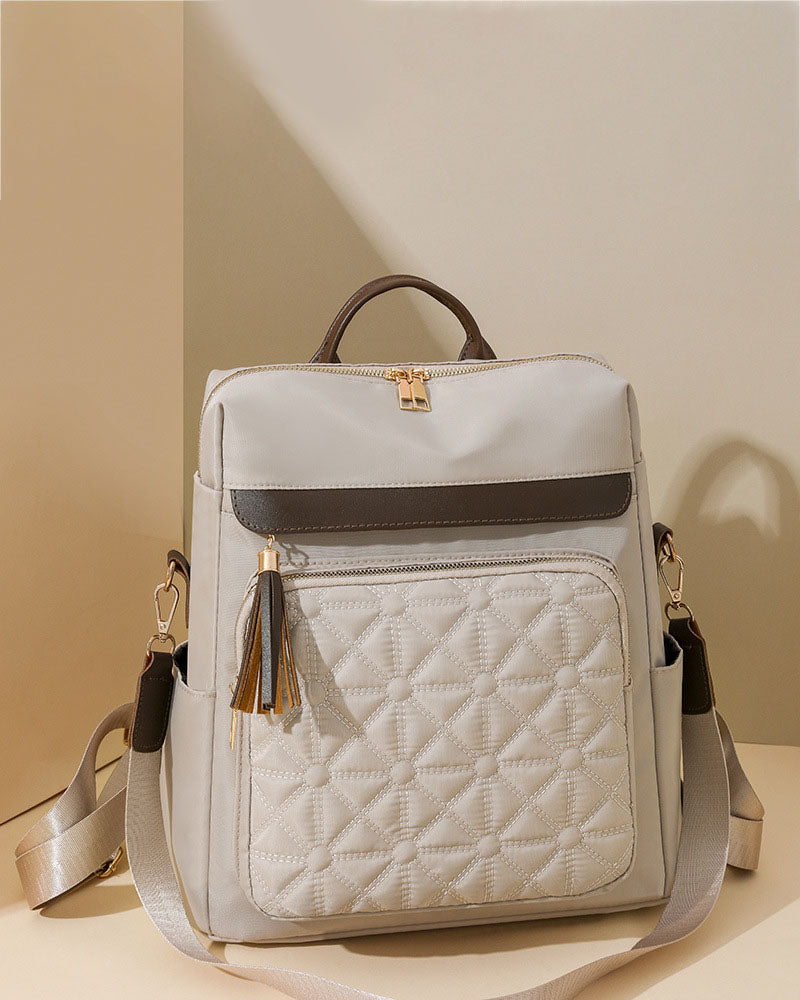 Mochila en tela con multiples compartimentos