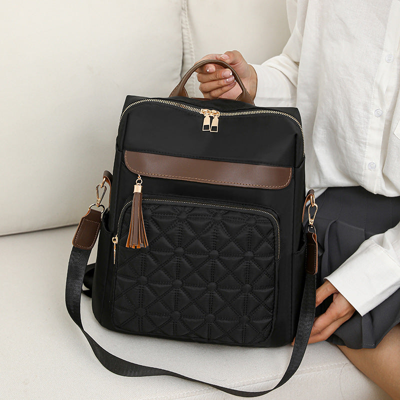 Mochila en tela con multiples compartimentos