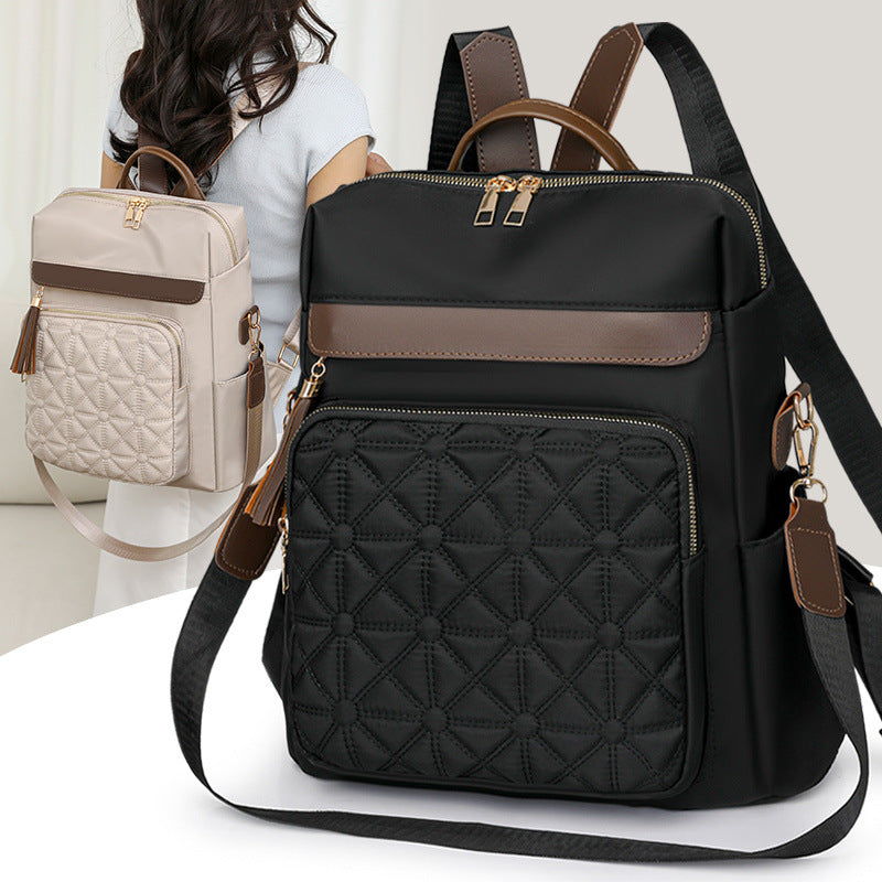 Mochila en tela con multiples compartimentos