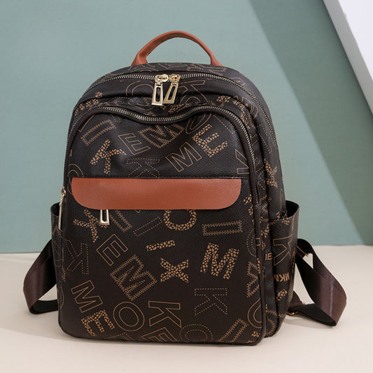 Mochila con diseño de letras, bolsillos laterales y bolsillo frontal con cremallera