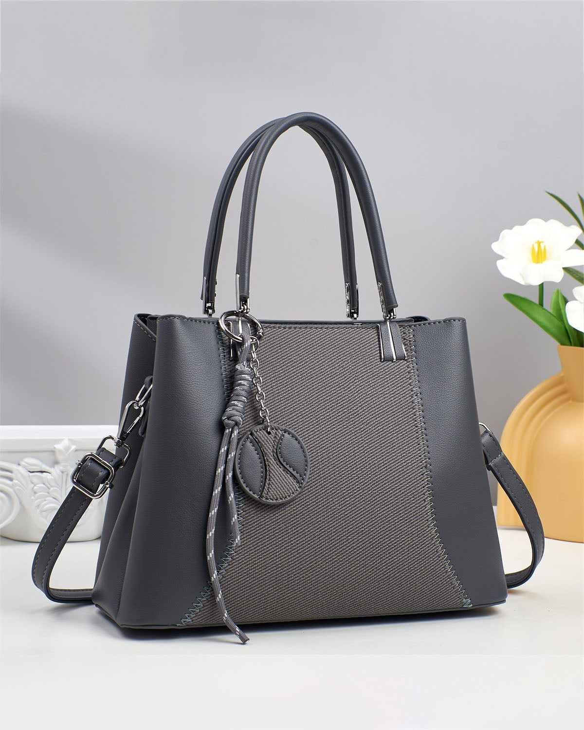 Cartera mediana bicolor