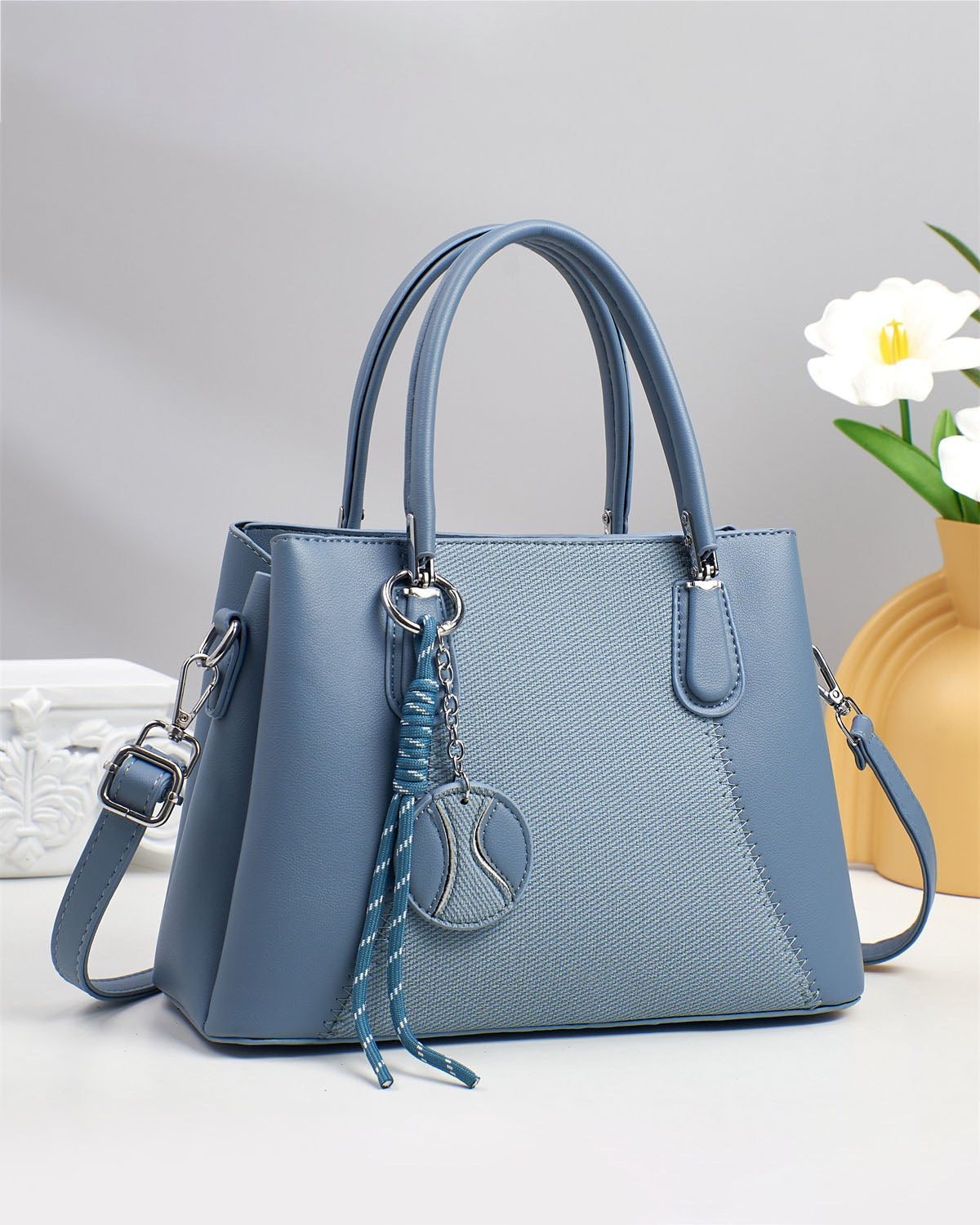 Cartera mediana bicolor