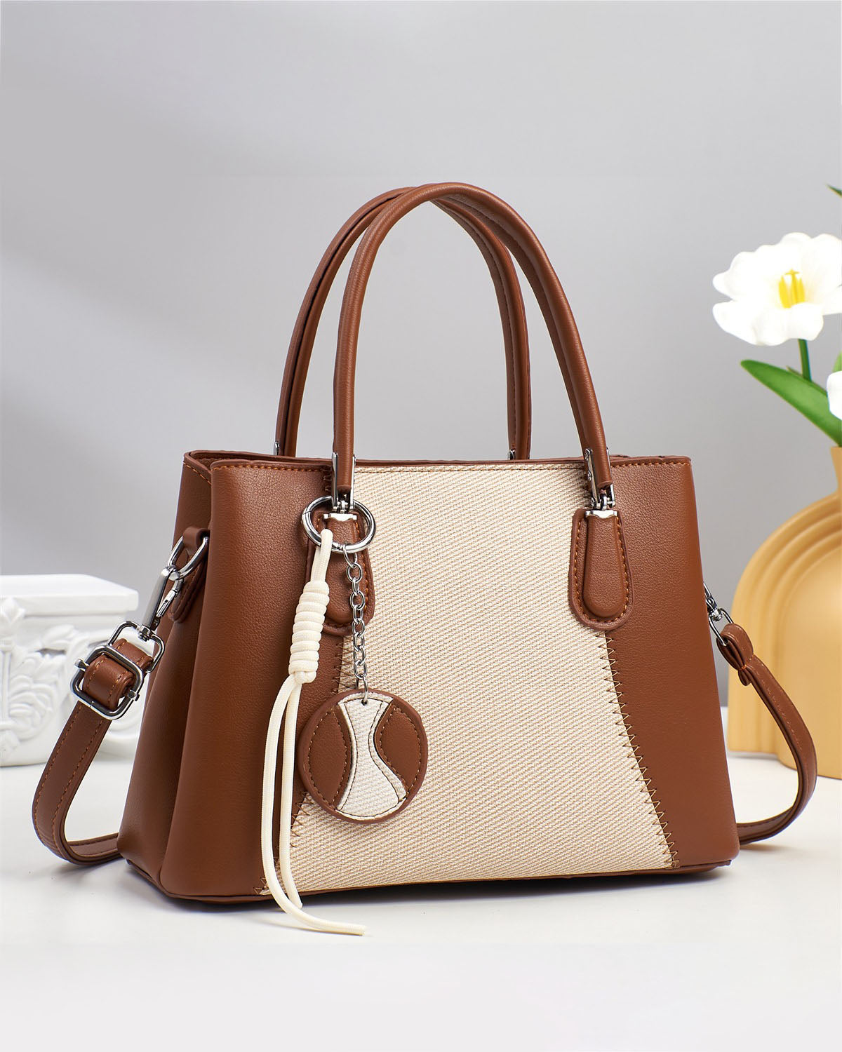 Cartera mediana bicolor