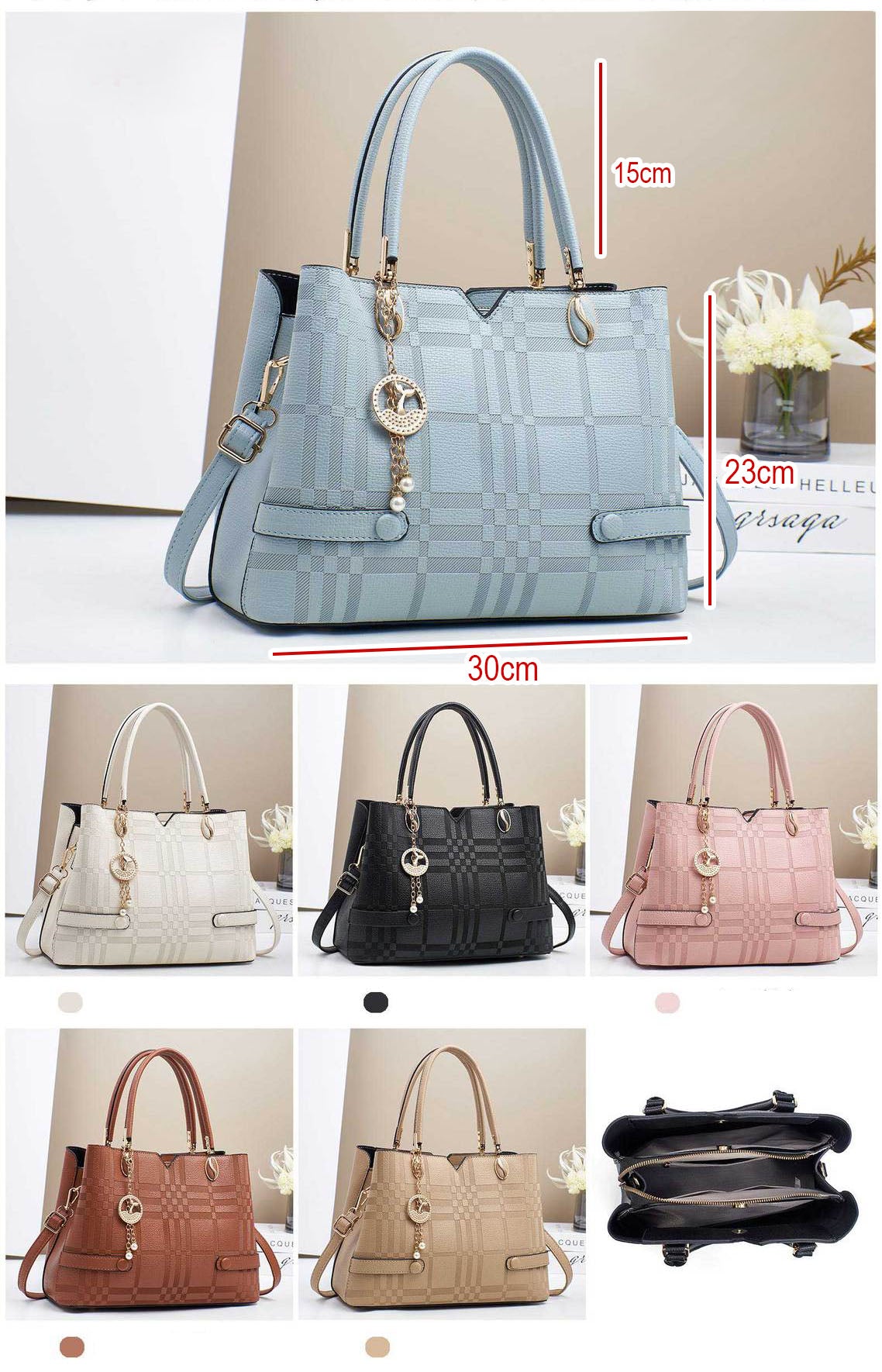Cartera mediana con llavero y detalles en dorado