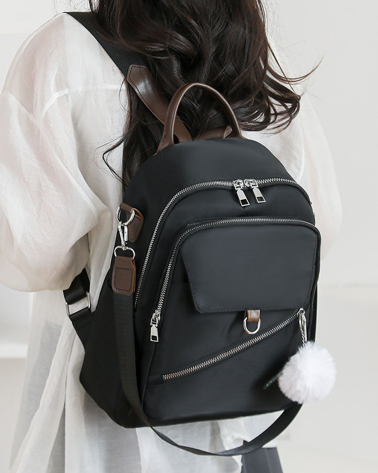 Mochila en tela con multiples compartimentos