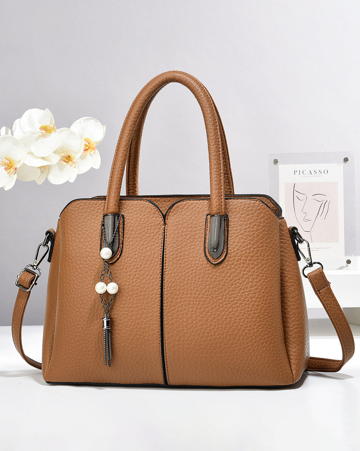 Cartera mediana ideal para oficina