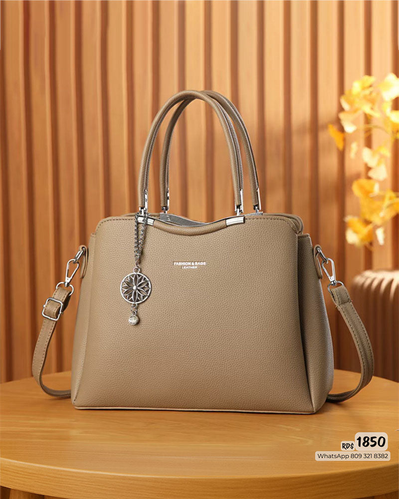 Cartera mediana con estilo ejecutivo