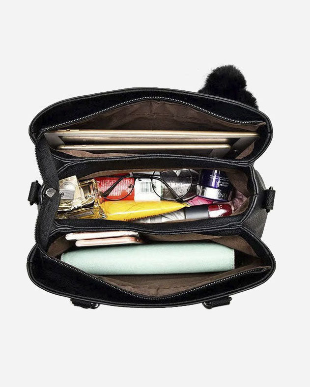 Cartera Confortable con Detalle Único y Estilo Refinado