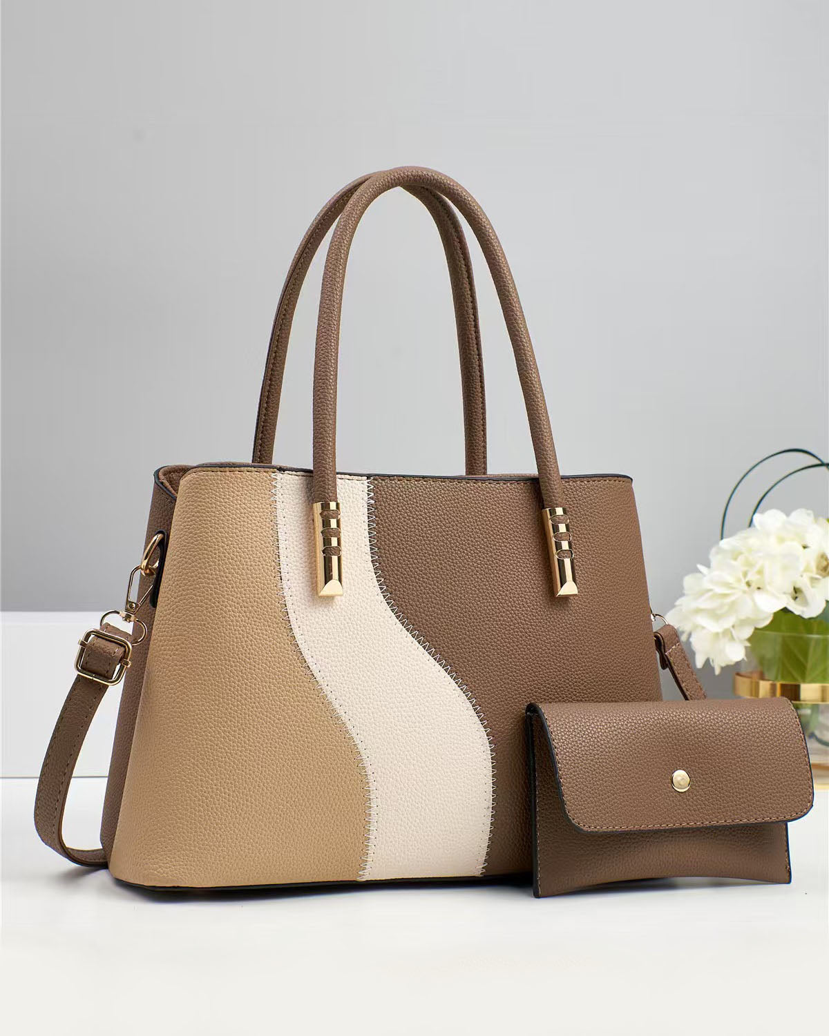 Set de cartera bicolor con sobre