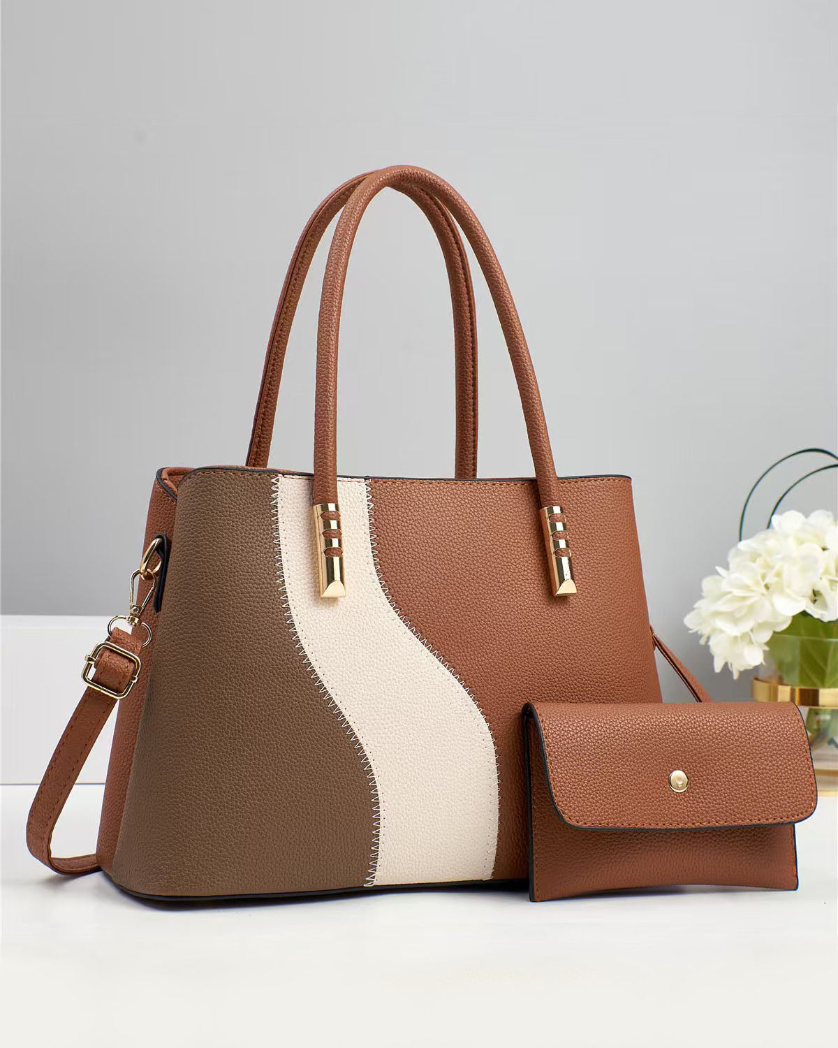 Set de cartera bicolor con sobre