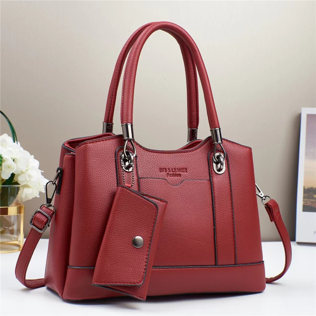 ❤️ Oferta San Valentín • Cartera mediana con sobre colgante y bolsillo frontal. Detalles en plateado oscuro