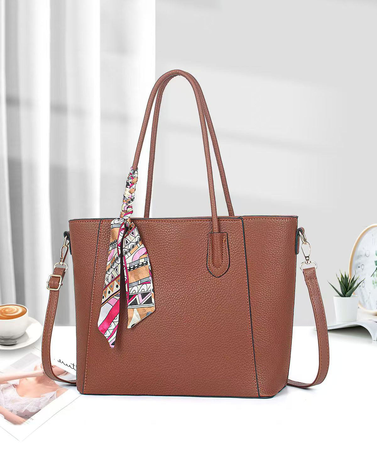 ✨ Oferta • Tote con bufanda decorativa