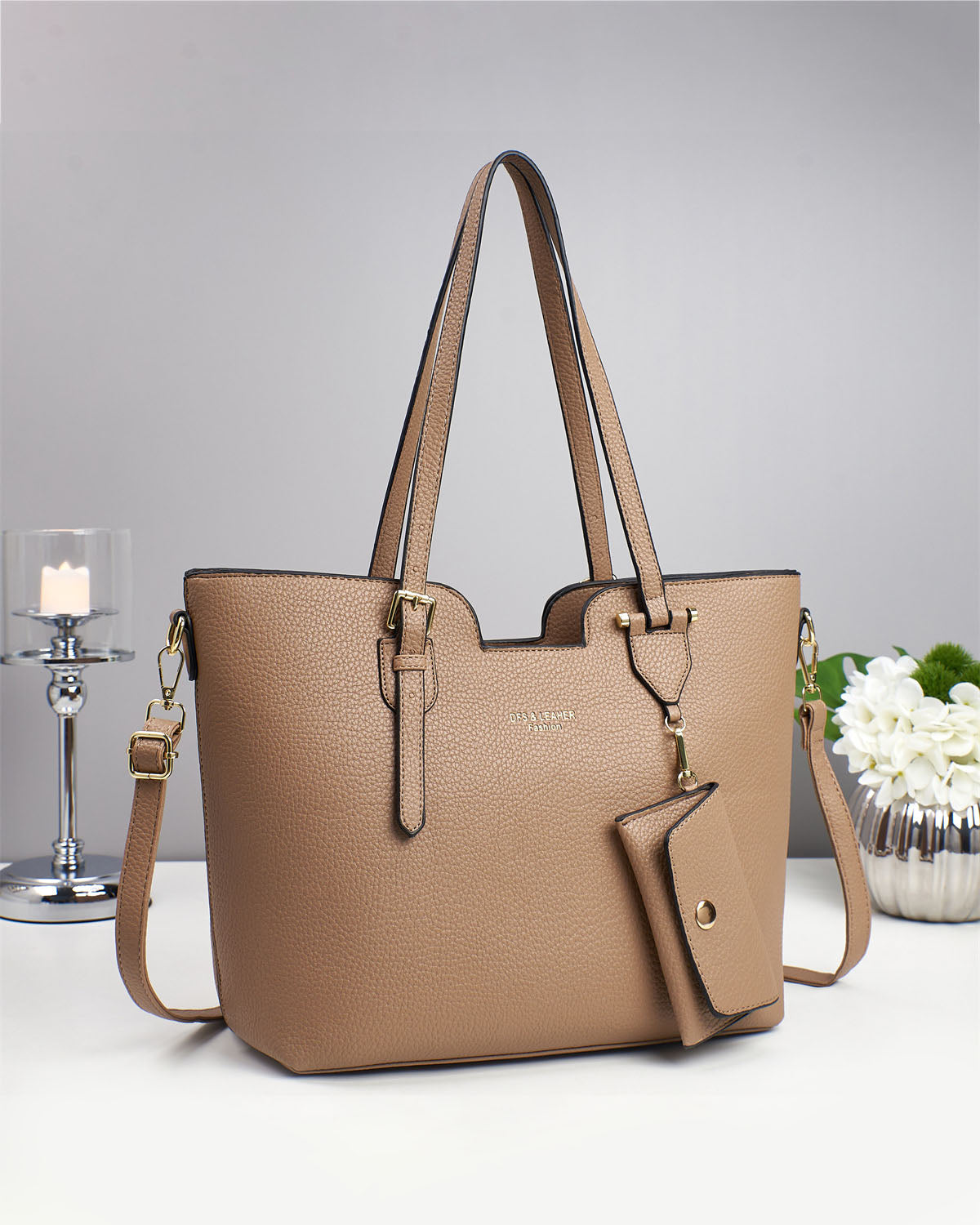 Cartera grande para uso en hombro