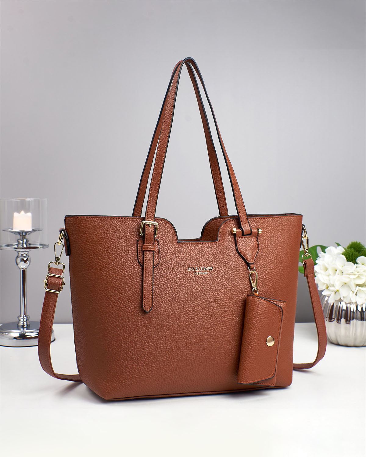 Cartera grande para uso en hombro