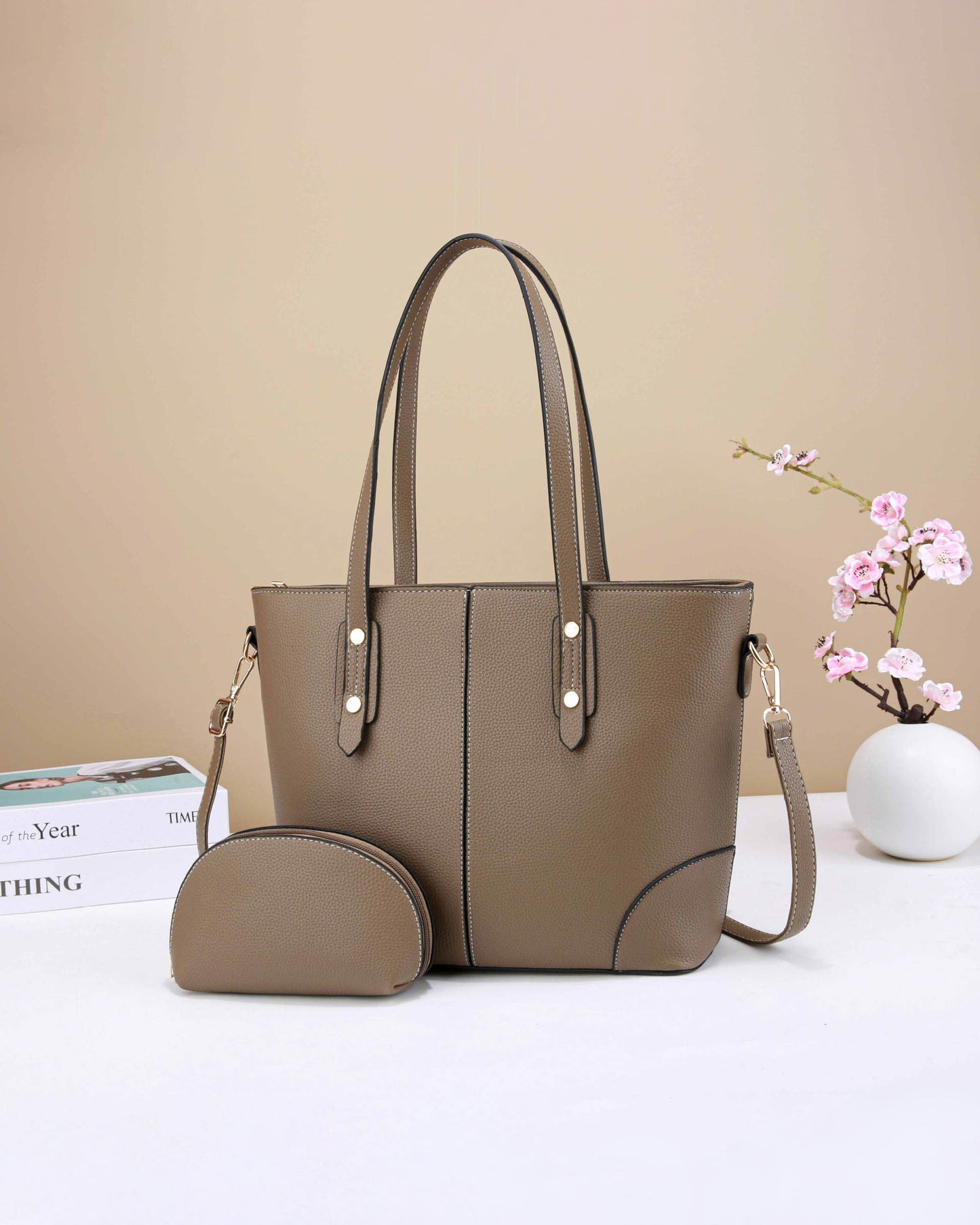 Set de Cartera Grande con Monedero – Diseño Bicolor y Interior Dividido