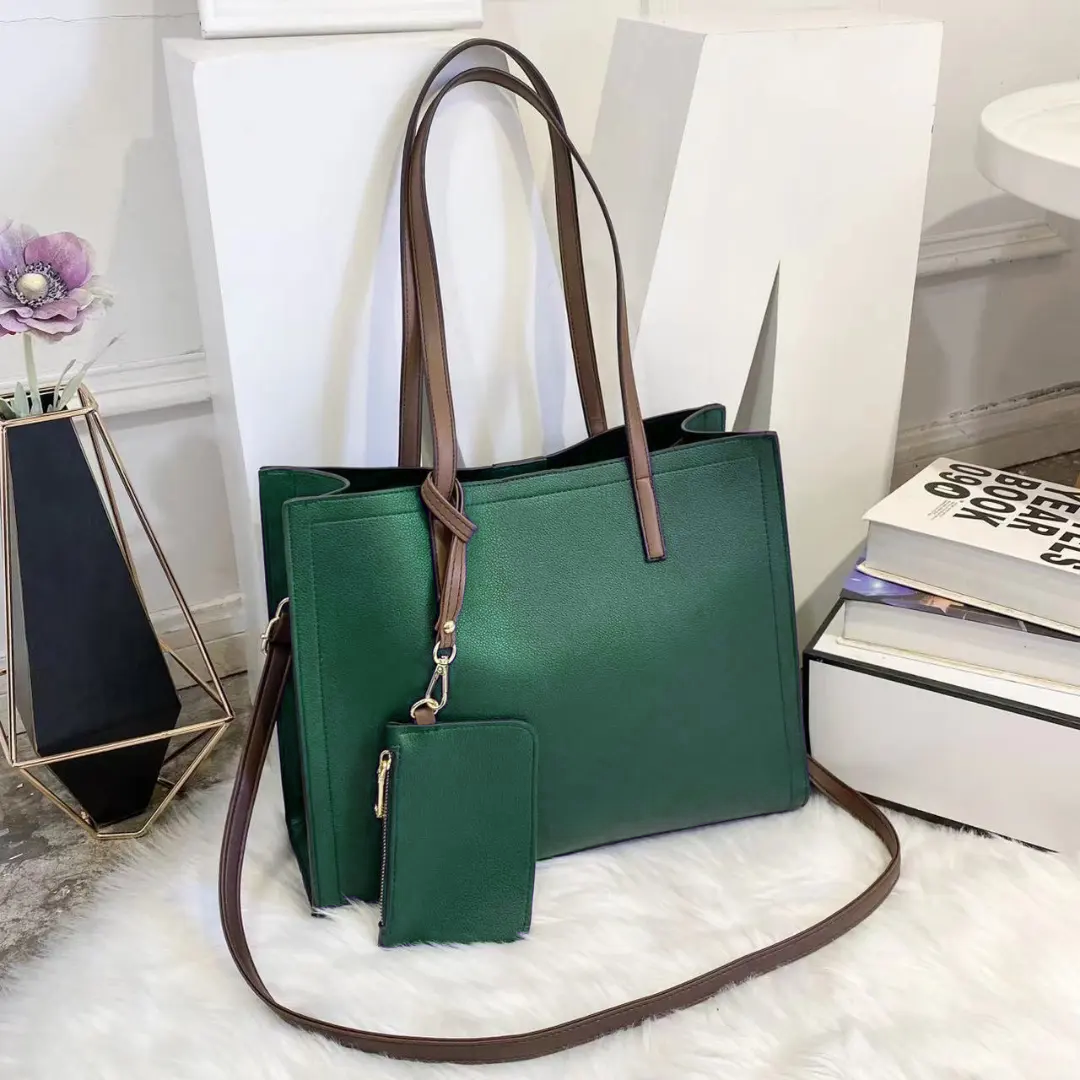 Bolso tipo cartera espaciosa