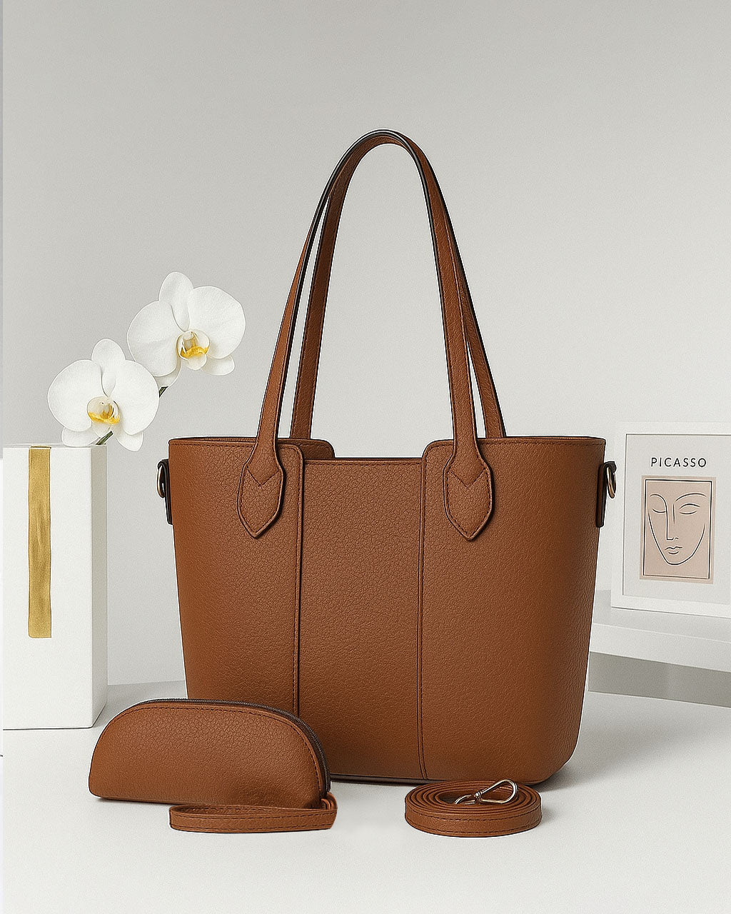 Tote atractiva con bosillo libre extra