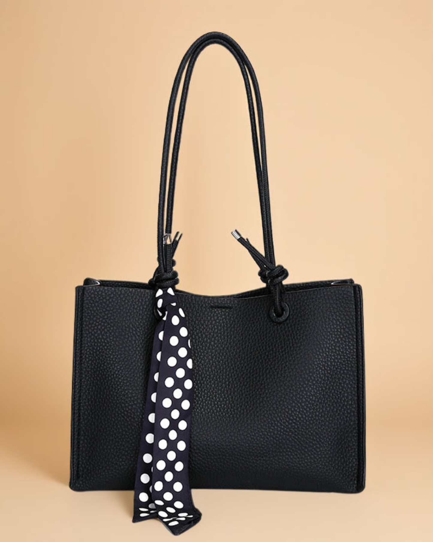 Cartera Tipo Tote de Asas Largas con Pañuelo Decorativo y Estuche Interno removible  – Diseño Texturizado y Práctico