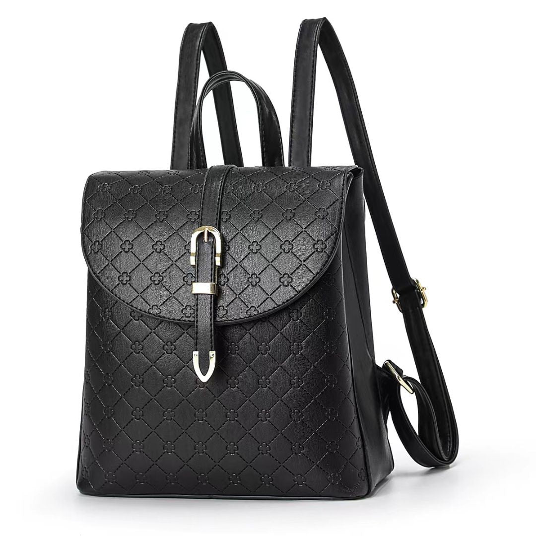 Oferta • Mochila mediana con detalles en dorado