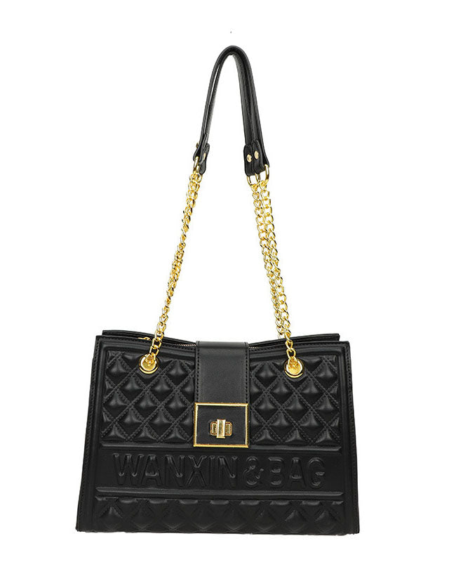 Cartera cuadrada con cadena