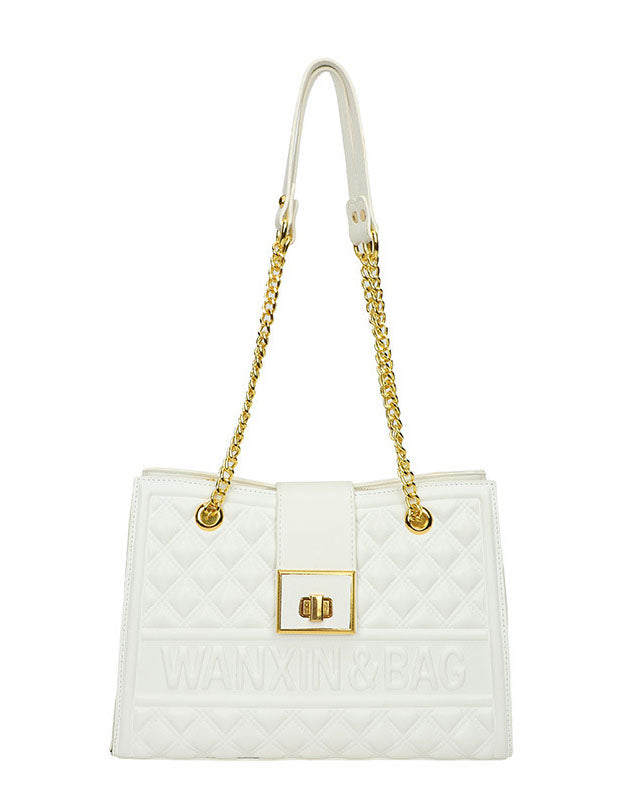 Cartera cuadrada con cadena