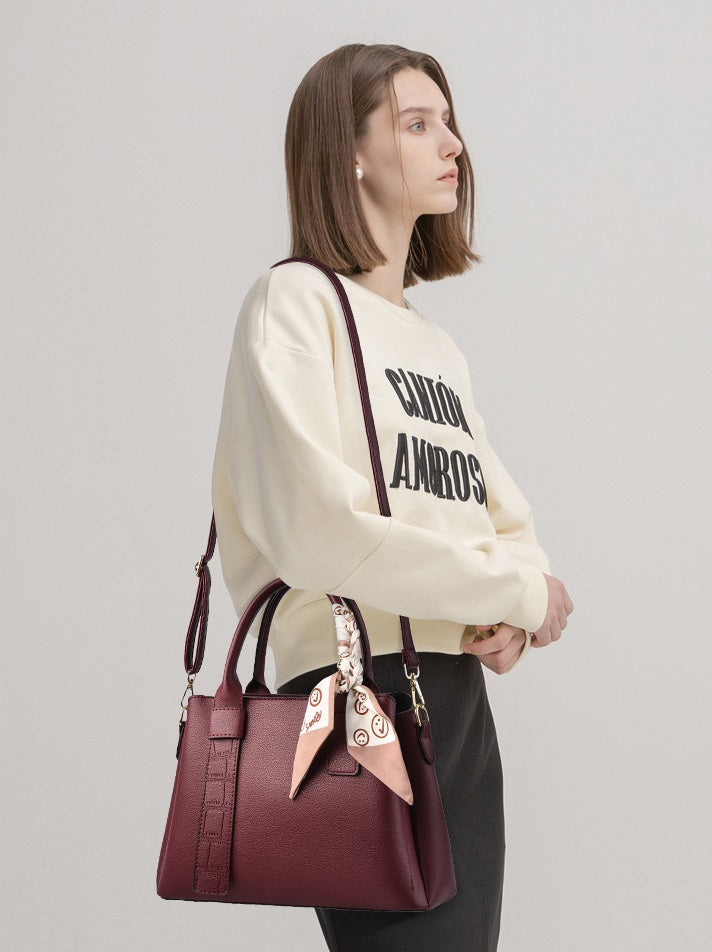 Versatilidad y Glamour: Cartera Mediana que Definirá tu Estilo