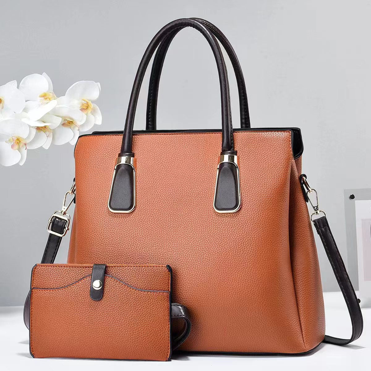 Bolso espacioso a juego con sobre libre, correa ajustable para hombro