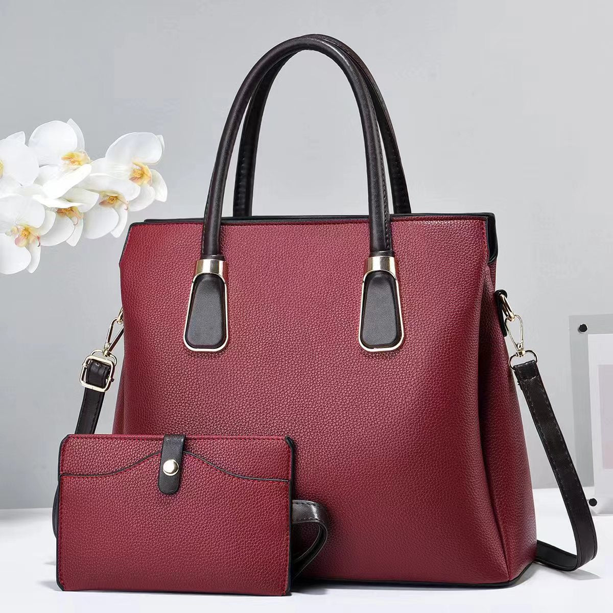 Bolso espacioso a juego con sobre libre, correa ajustable para hombro