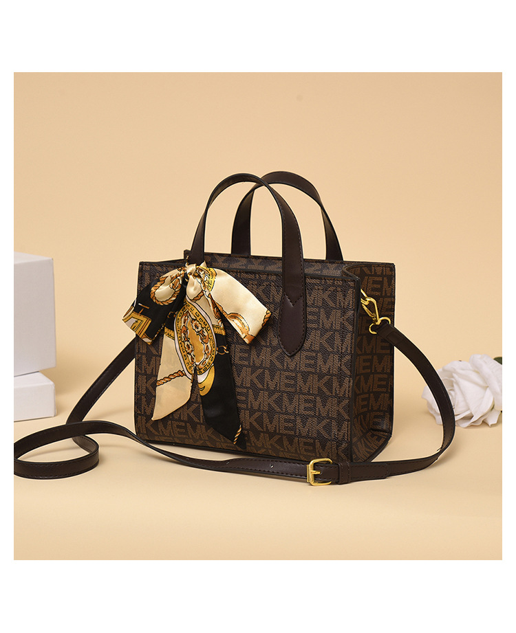 Cartera pequeña a la moda