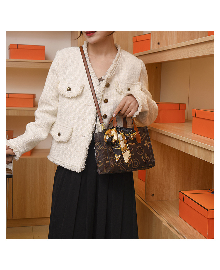 Cartera pequeña a la moda