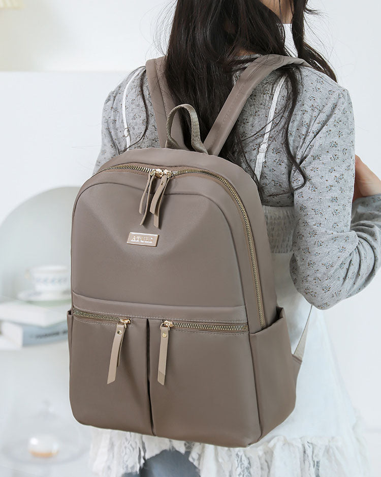 Mochila en tela con multiples compartimentos