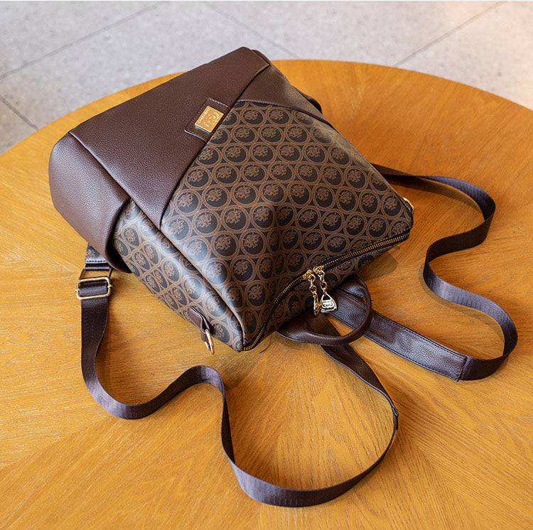 Mochila con Diseño Geométrico