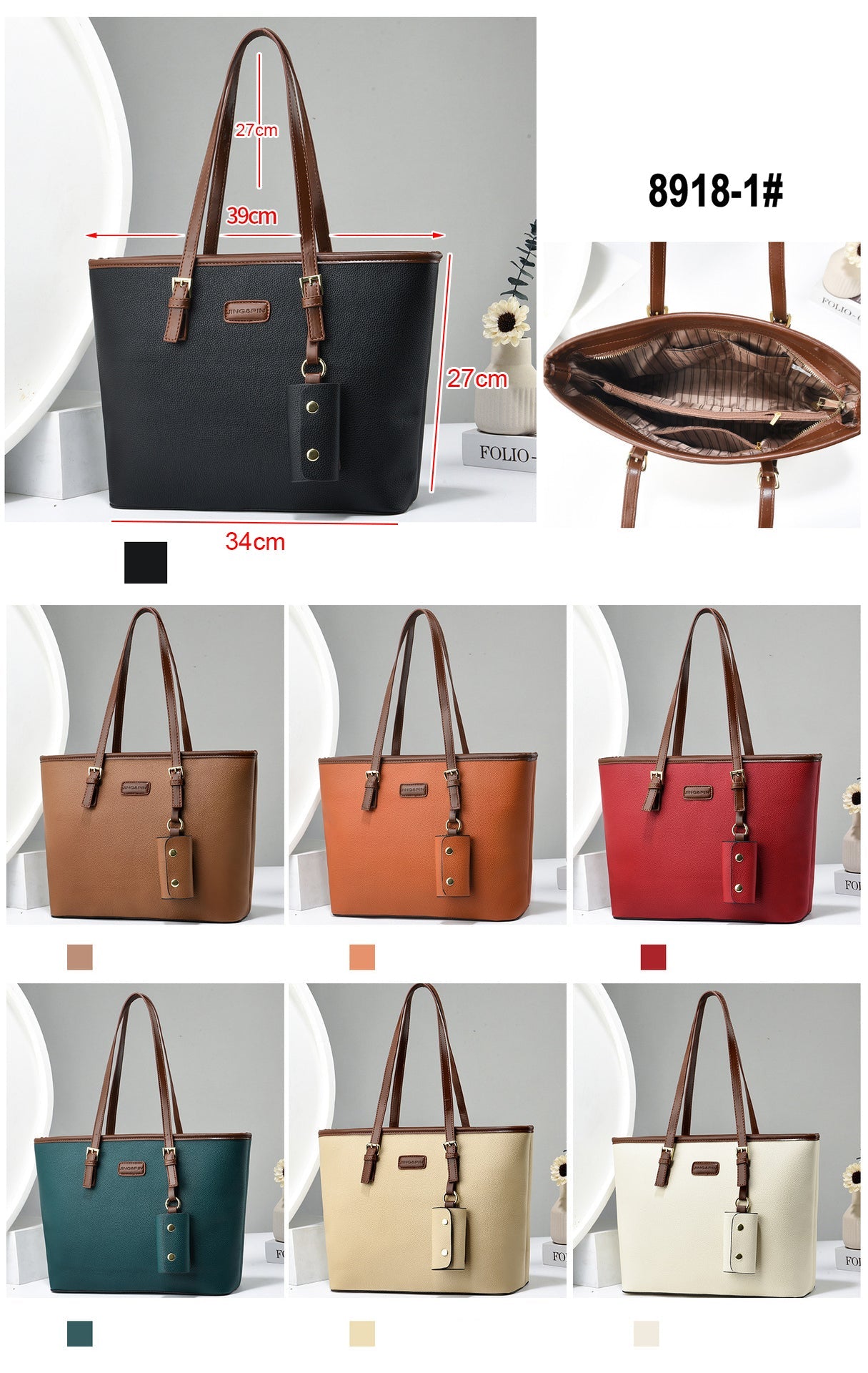 Cartera tipo bolso con llavero colgante