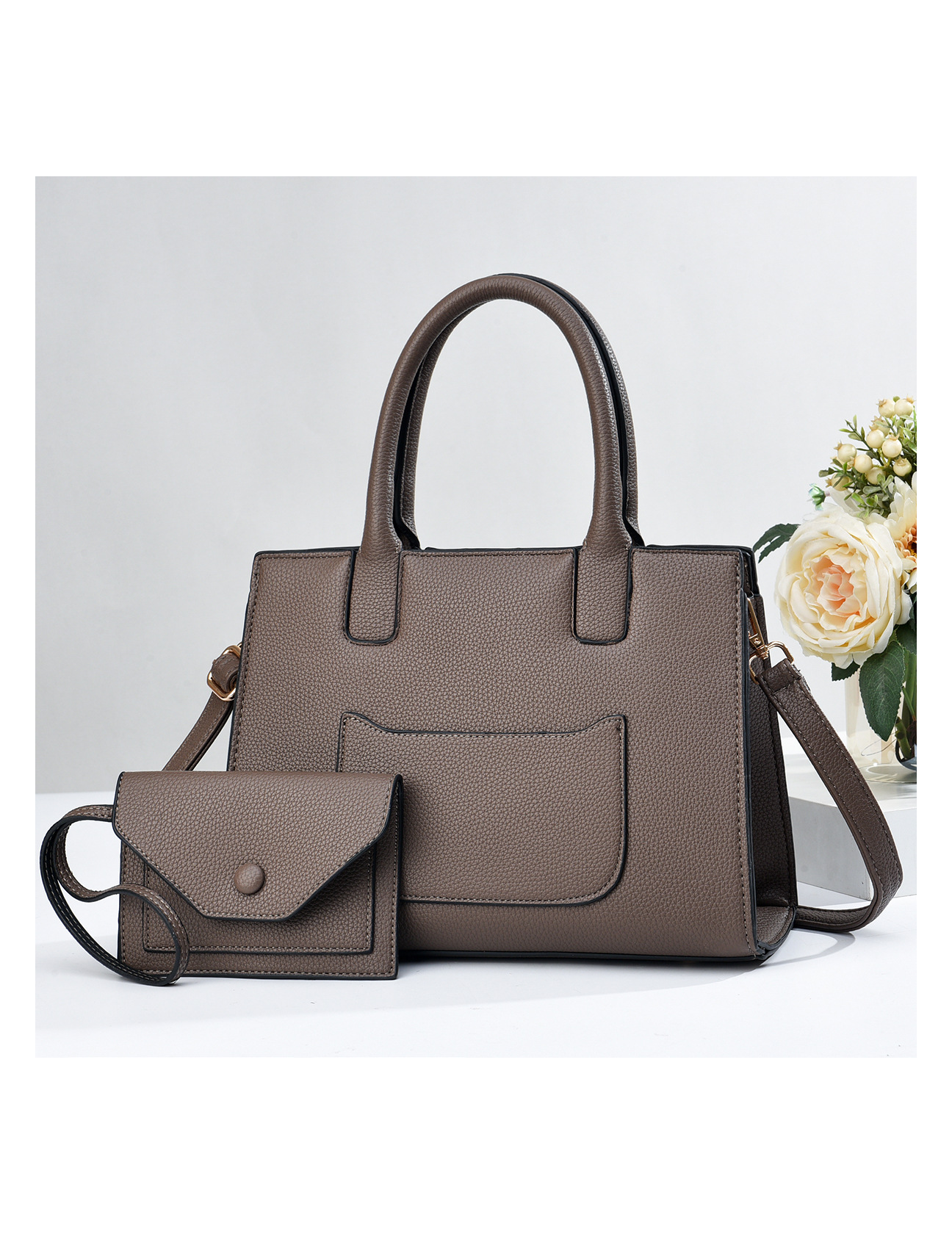 ❤️ Oferta San Valentín • Elegancia Cuadrada: Cartera Mediana Clásica