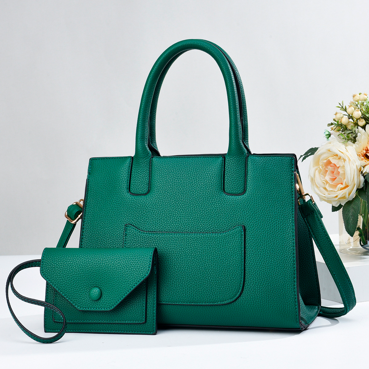 ❤️ Oferta San Valentín • Elegancia Cuadrada: Cartera Mediana Clásica